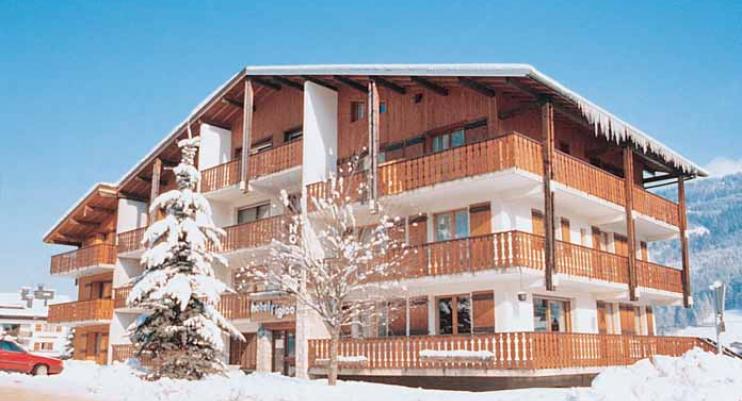 Igloo Hotel